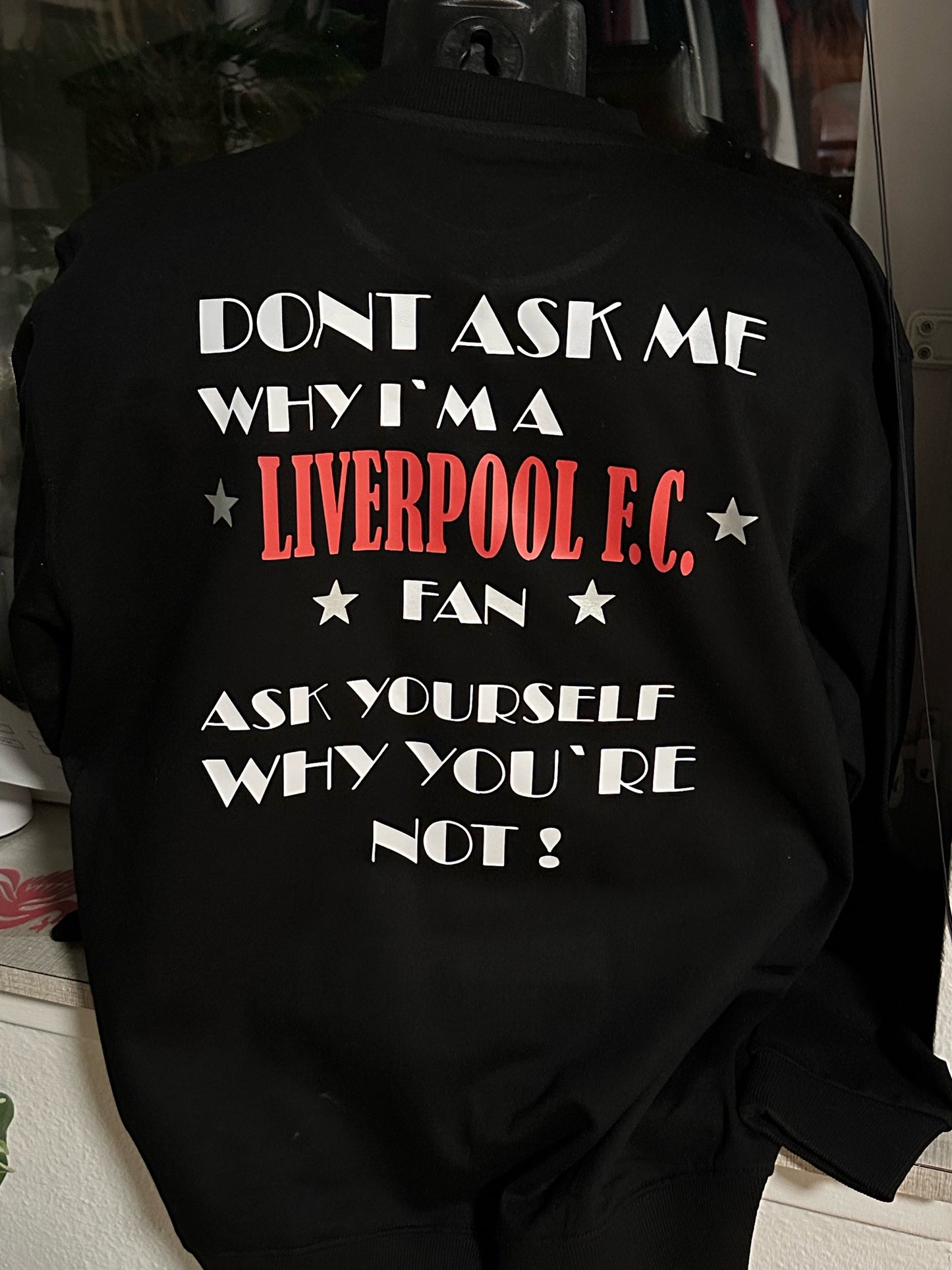 LIVERPOOL FAN SWEATSHIRT