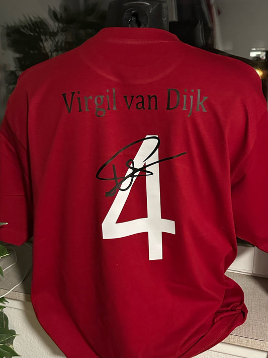 Virgil Van Dijk med autograf